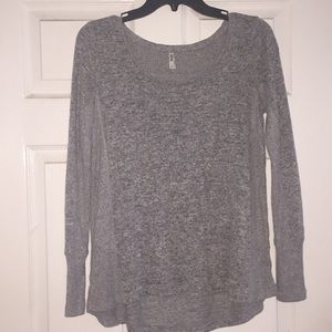 Mudd Long sleeve gray blouse